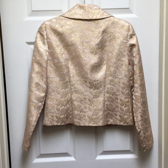 Peach Floral Blazer - Picture 4 of 4